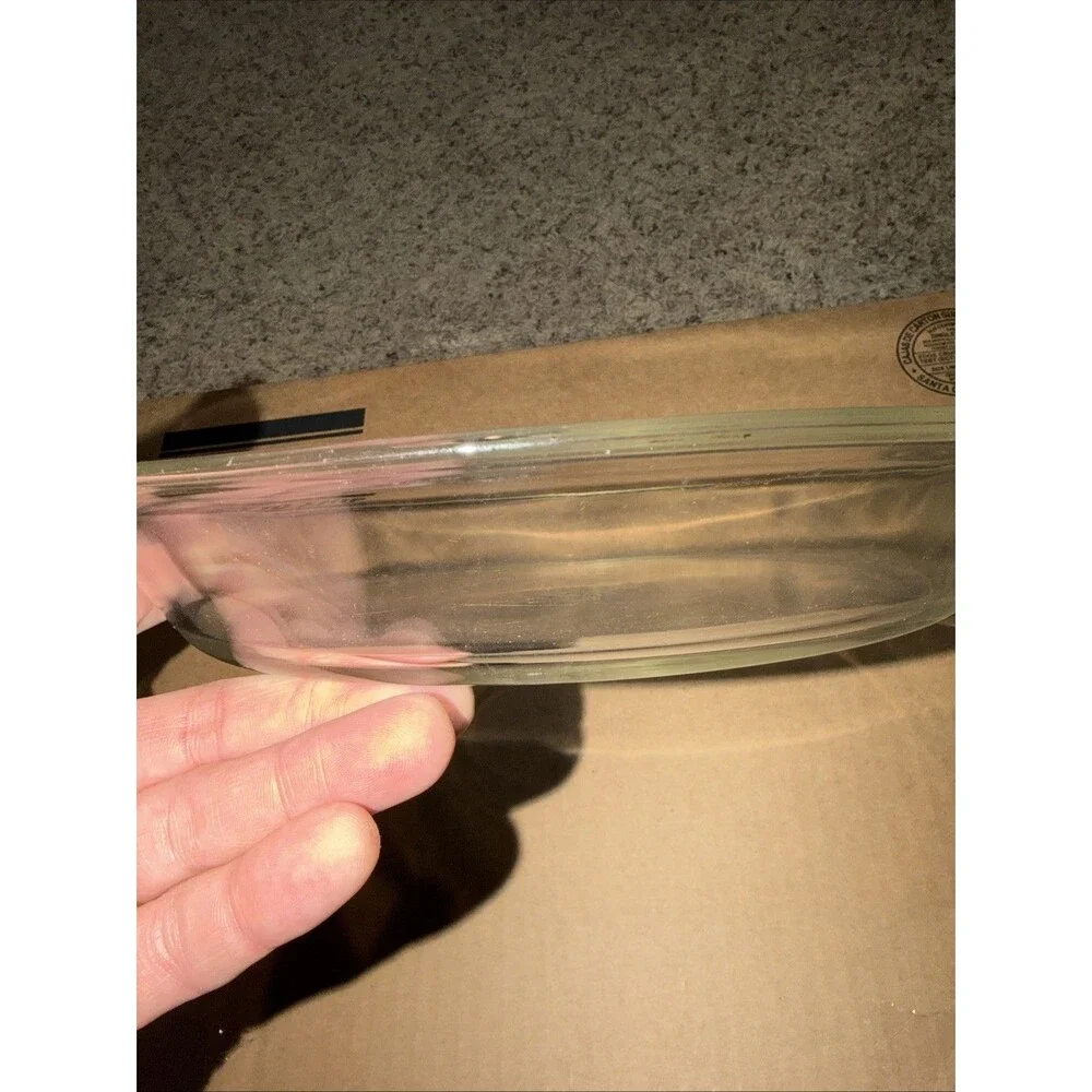 Pyrex Vintage Glass 10” Pie Dish BB-5